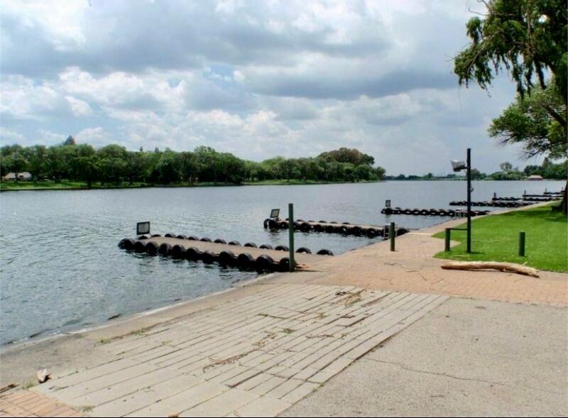 2 Bedroom Property for Sale in Vaalpark Free State